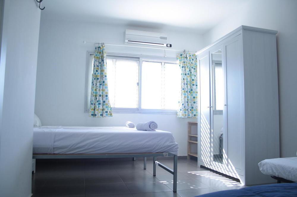 Florentine Backpackers Hostel - Ages 18-55 Tel Aviv Exterior photo