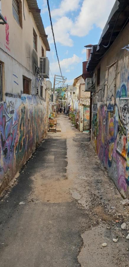 Florentine Backpackers Hostel - Ages 18-55 Tel Aviv Exterior photo
